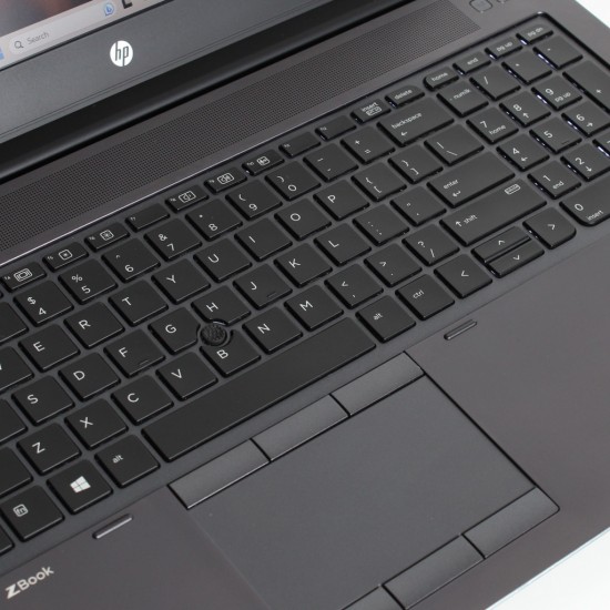 Laptop HP Zbook 15 G3 i7 6820HQ NVIDIA N1000 2GB Ram 16GB M.2 512GB